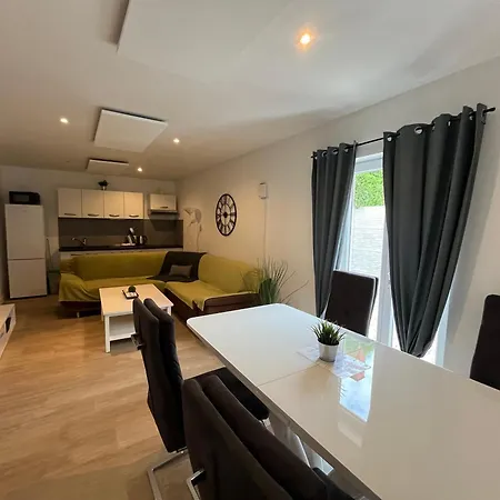 Apartment Provence Doksy (Liberec)