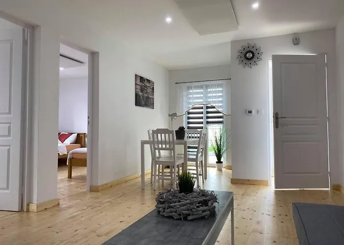 Provence Apartment *